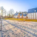 Nice Home In Nowecin With Sauna Hébergement de vacances *