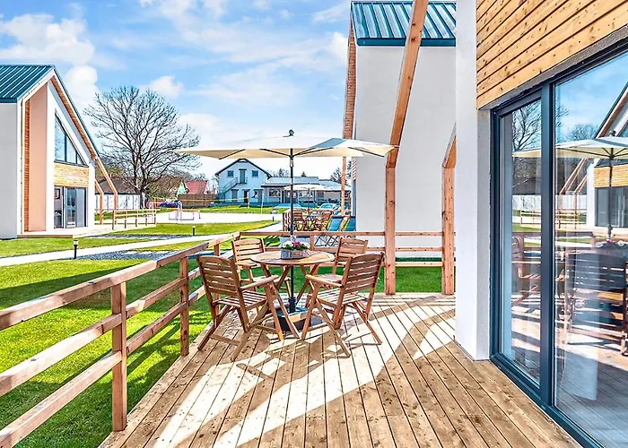 2 Bedroom Pet Friendly In Nowecin